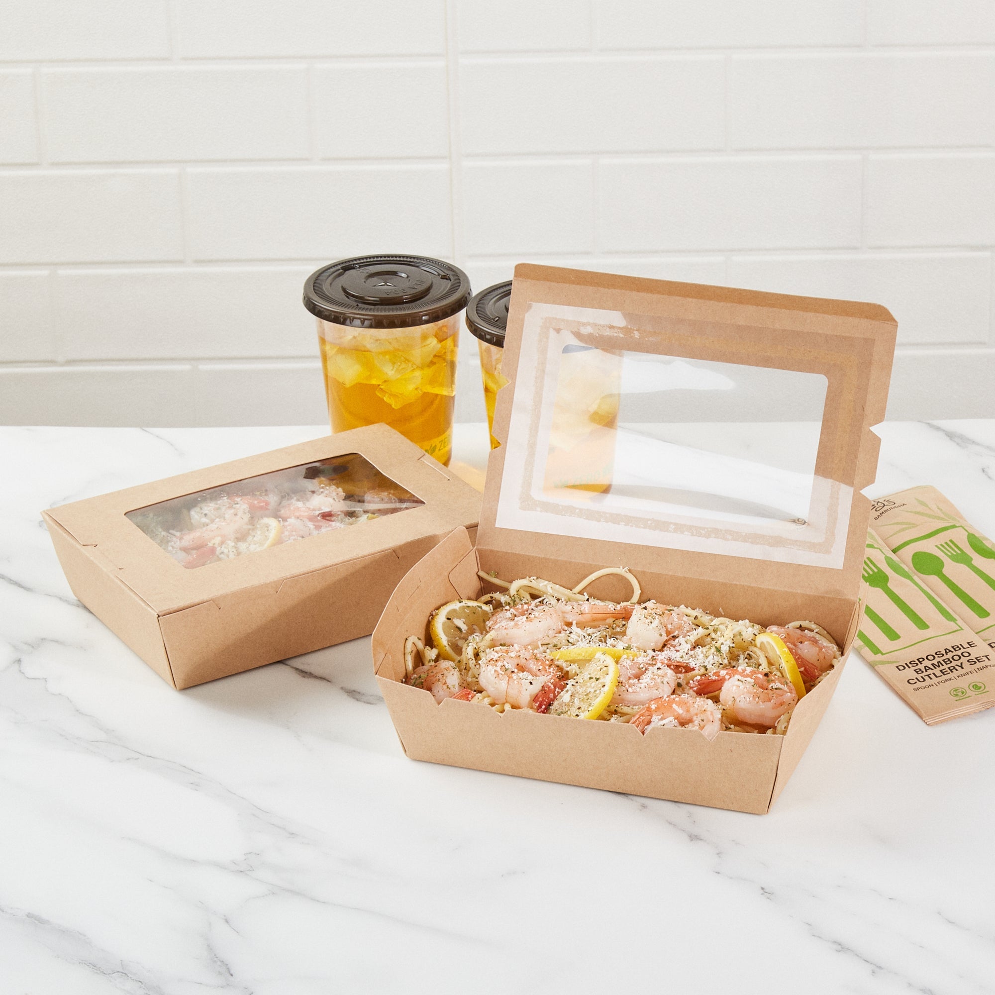 Cafe Vision 42 oz Kraft Paper Medium Take Out Container - Hinge Lock - 8'' x 5 1/2'' x 2'' - 200 count box