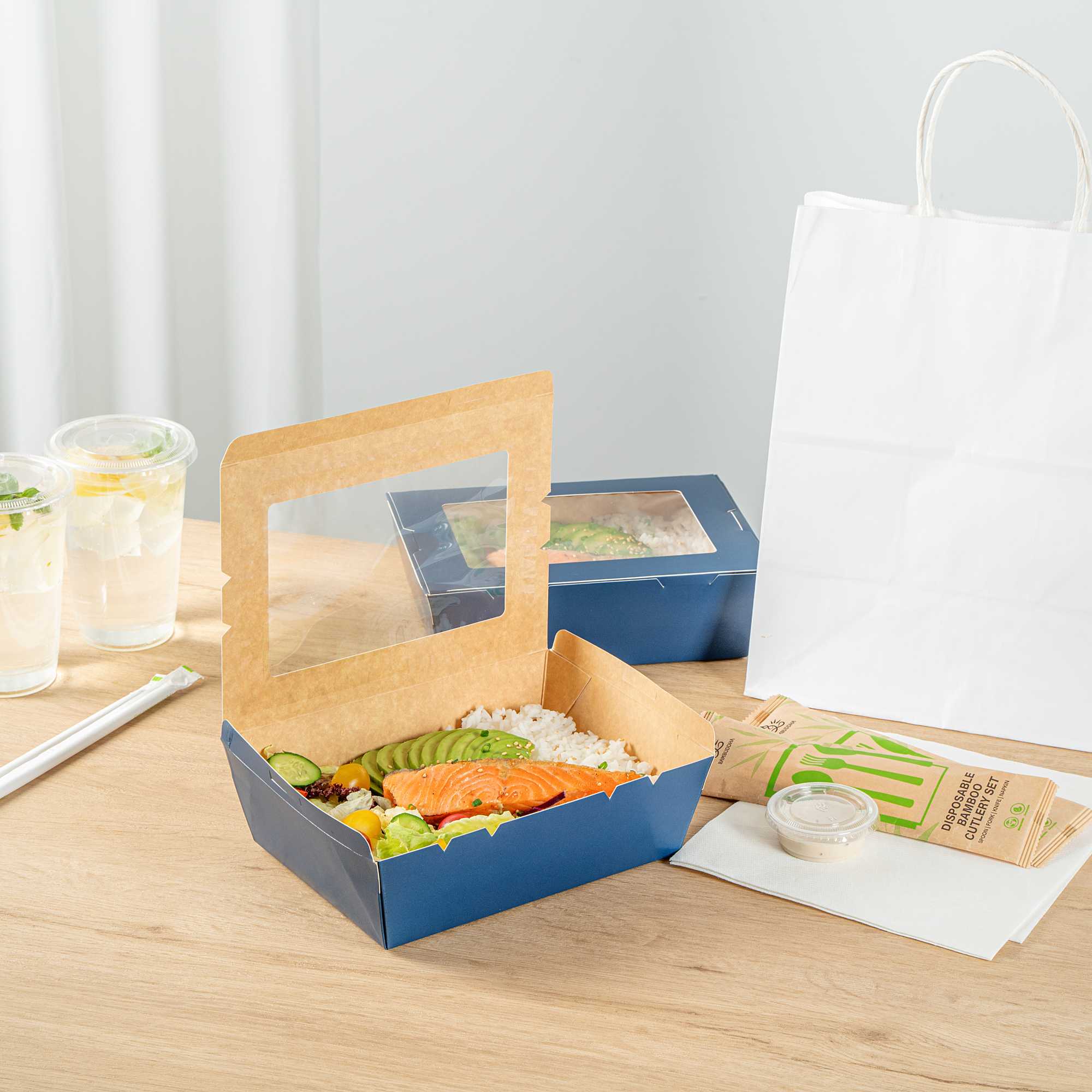 Cafe Vision 71 oz Midnight Blue Paper Large Take Out Container - Hinge Lock - 8 3/4" x 6 1/2" x 2 1/2" - 200 count box