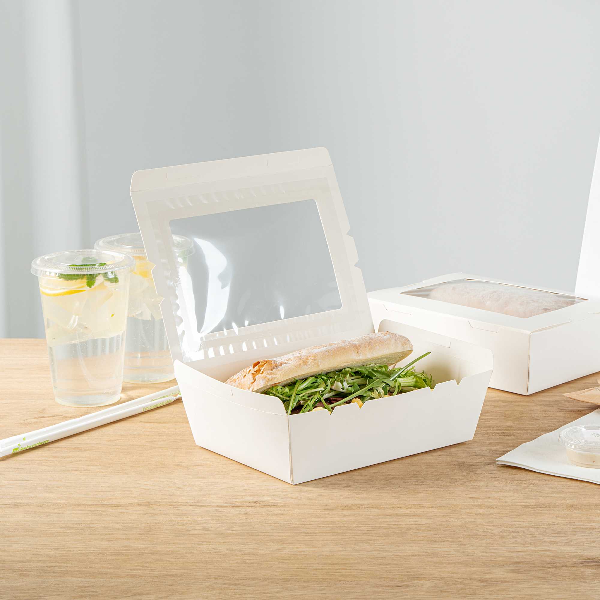Cafe Vision 71 oz White Paper Large Take Out Container - Hinge Lock - 8 3/4" x 6 1/2" x 2 1/2" - 50 count box