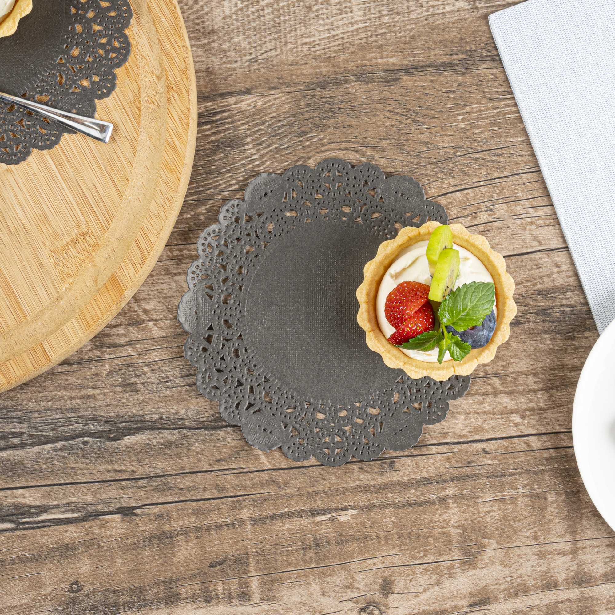 Pastry Tek Round Black Paper Doilies - Lace - 6" x 6" - 4000 count box
