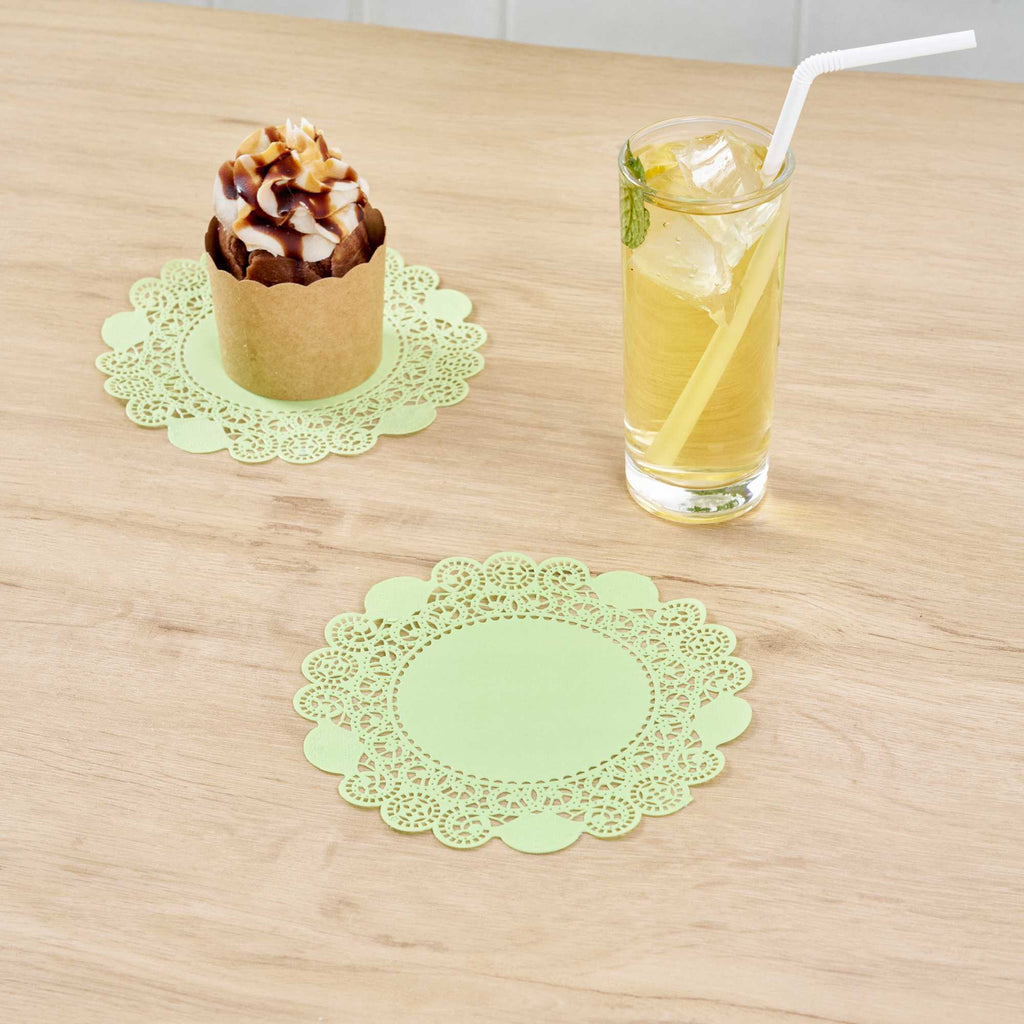 Pastry Tek Round Green Paper Doilies - Lace - 6" x 6" - 100 count box