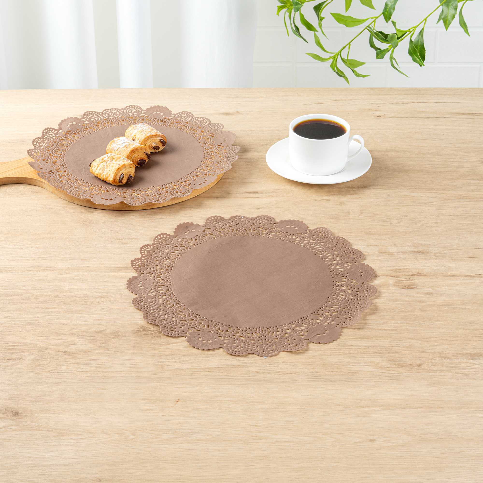 Pastry Tek Round Brown Paper Doilies - Lace - 12" x 12" - 4000 count box