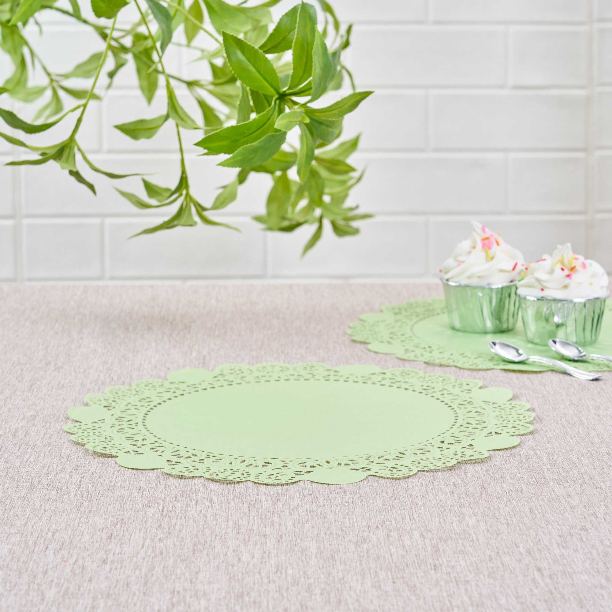 Pastry Tek Round Green Paper Doilies - Lace - 12" x 12" - 100 count box