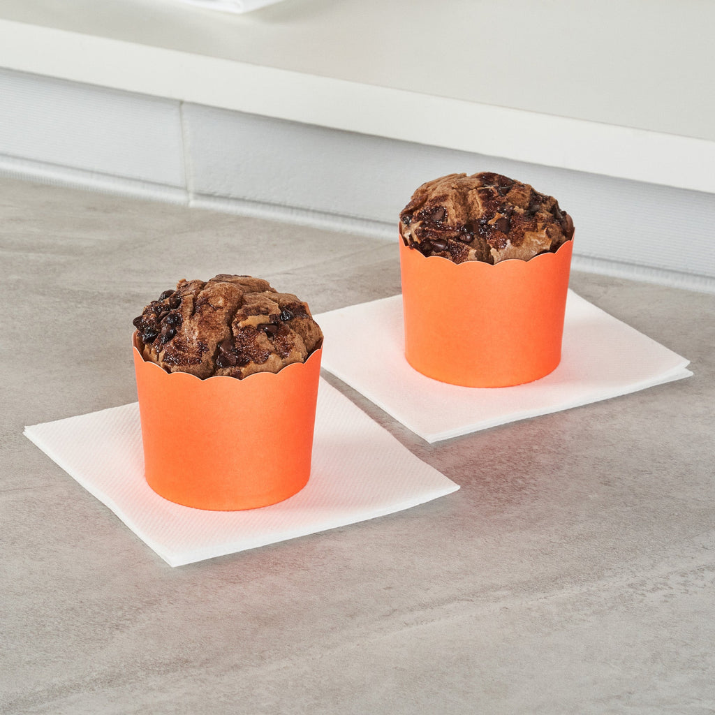Panificio 6 oz Round Tangerine Paper Classic Baking Cup - Scalloped - 2 3/4" x 2 3/4" x 2 1/4" - 200 count box