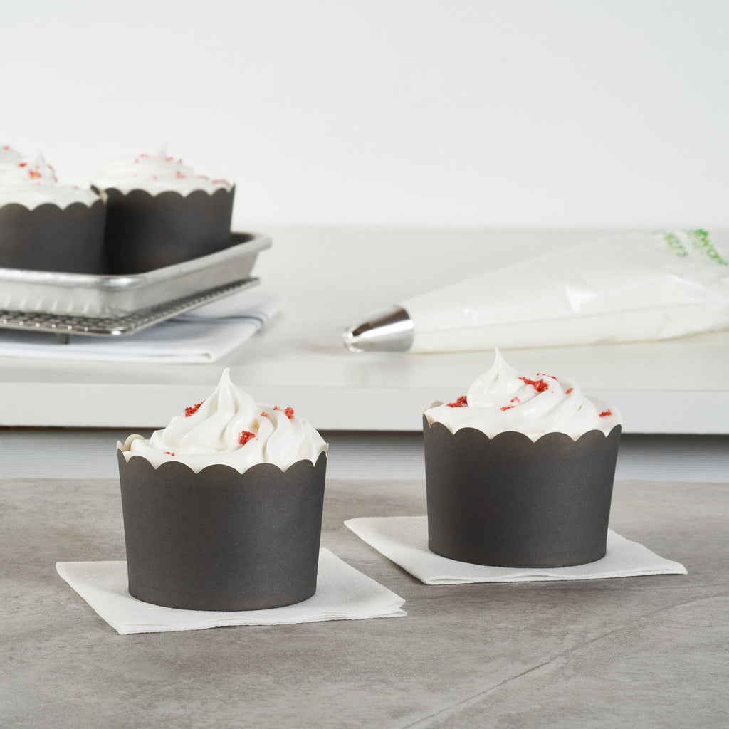 Panificio 10 oz Round Gray Paper Jumbo Baking Cup - Scalloped - 3 1/2" x 3 1/2" x 2 1/2" - 200 count box