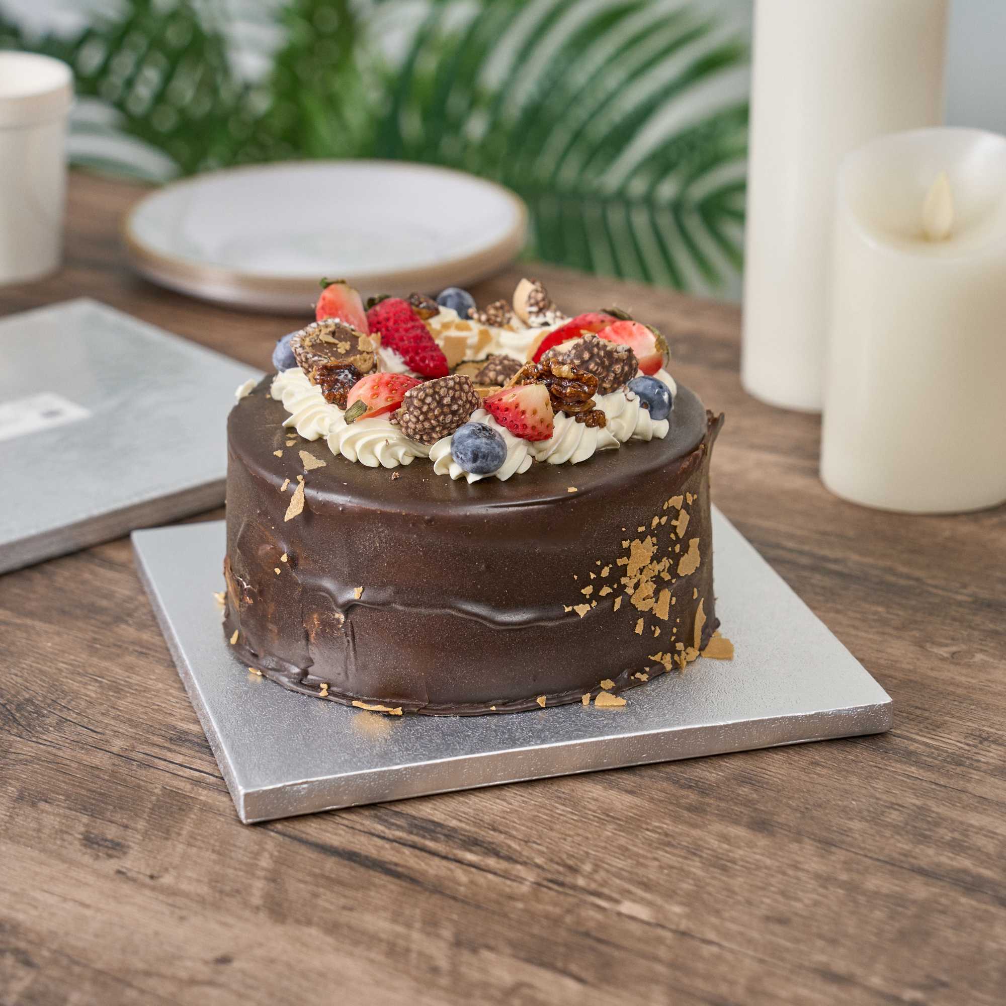 Pastry Tek Square Metallic Silver Cardboard Cake Drum Board - Covered Edge - 8" x 8" x 1/2" - 1 count box