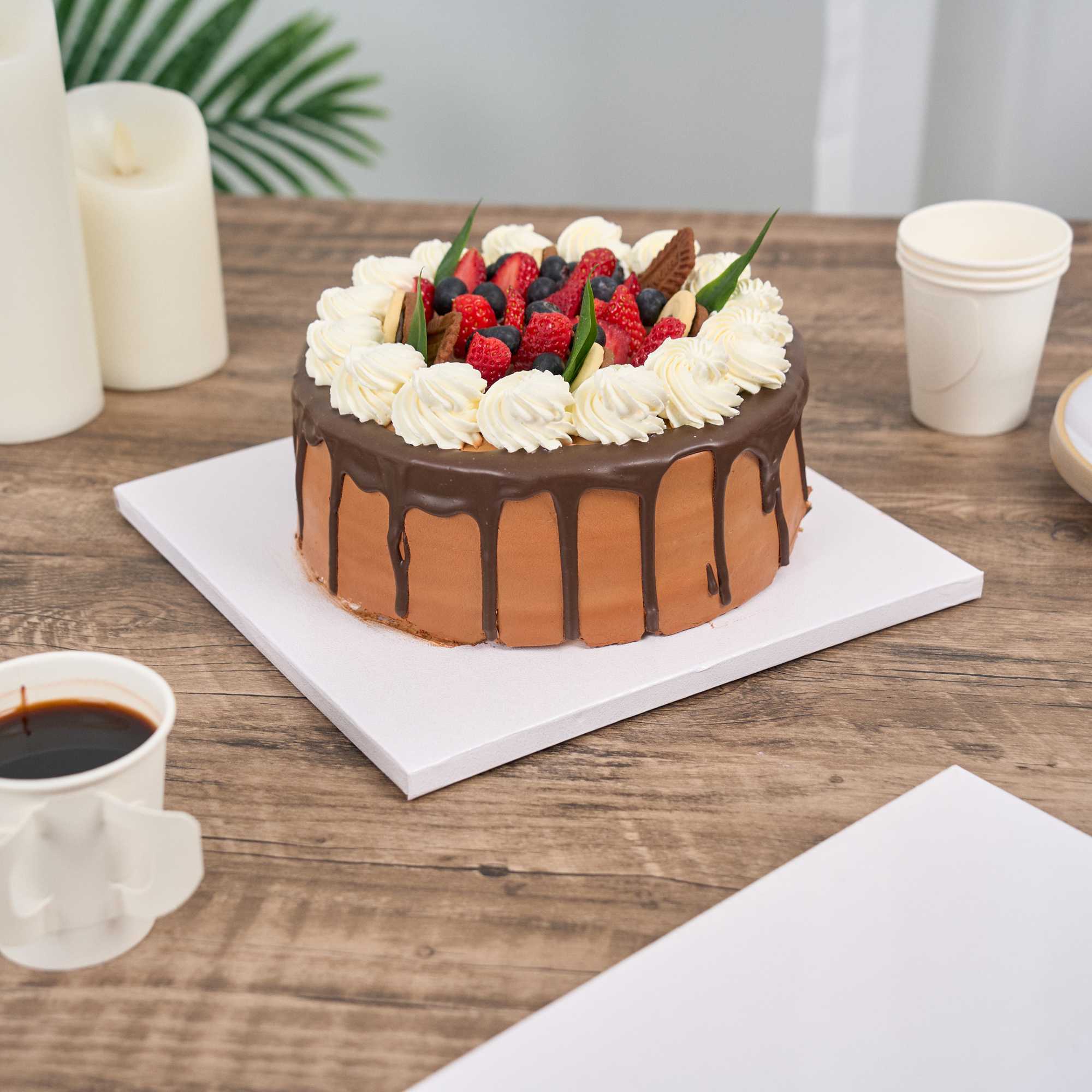 Pastry Tek Square White Cardboard Cake Drum Board - Covered Edge - 10" x 10" x 1/2" - 1 count box