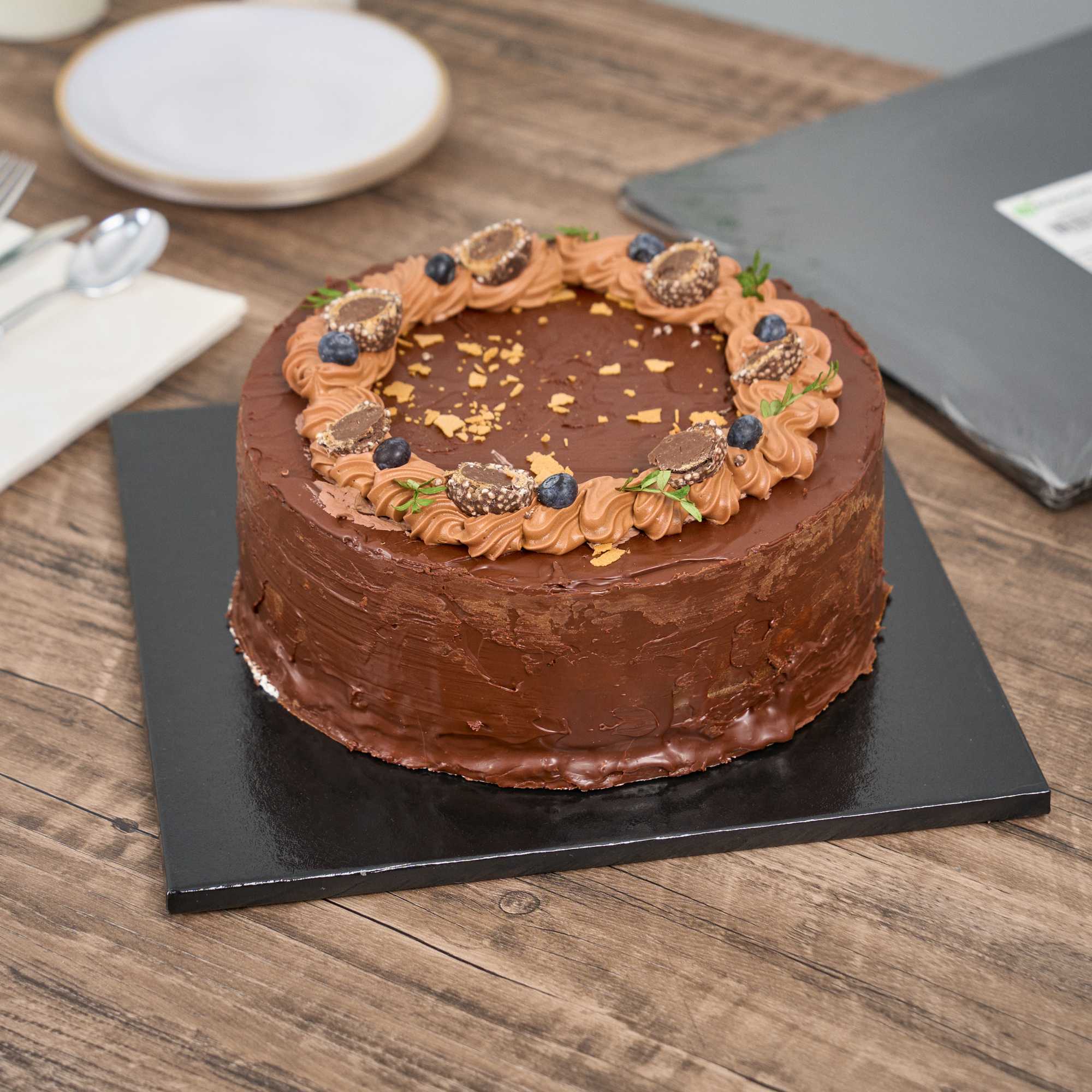 Pastry Tek Square Black Cardboard Cake Drum Board - Covered Edge - 12" x 12" x 1/2" - 1 count box