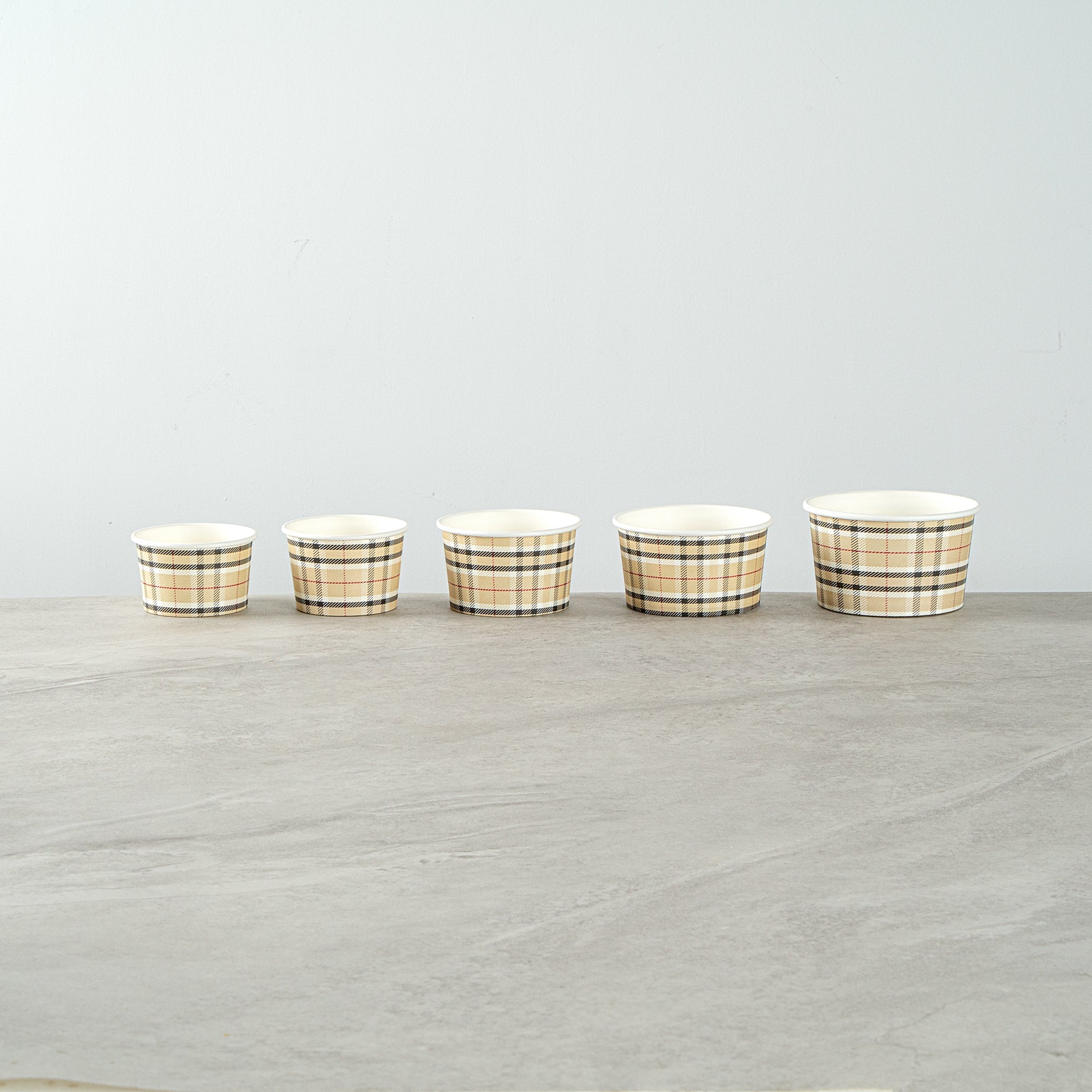 Coppetta 4 oz Round Plaid Paper To Go Cup - 3" x 3" x 2 1/2" - 50 count box