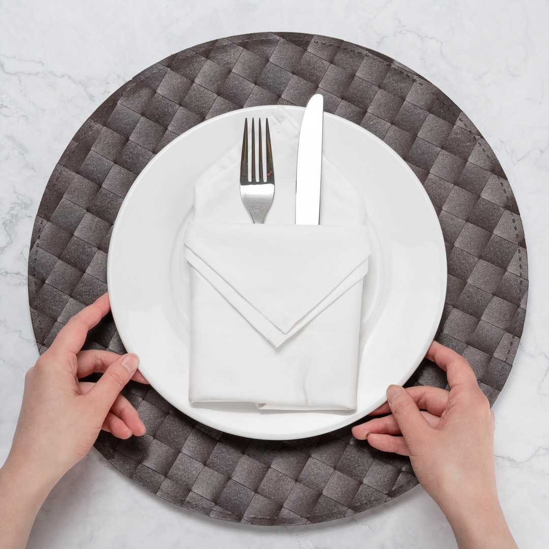 Macroweave Round Dark Brown Placemat - 15" x 15" - 6 count box