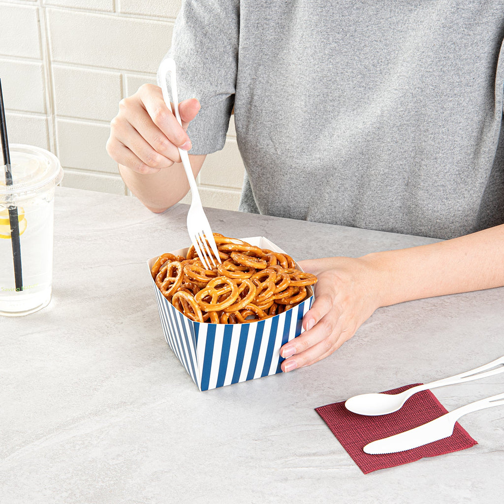 Bio Tek Square Blue and White Stripe Paper Snack Box - 5 1/4" x 5 1/4" x 3 1/4" - 200 count box
