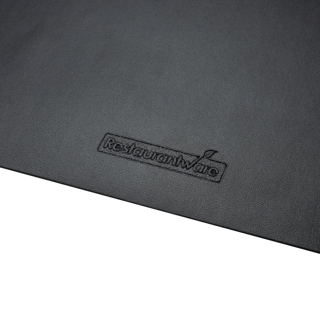 Chef 101 Oval Black Vinyl Placemat - Embossed - 17 3/4" x 12" - 6 count box