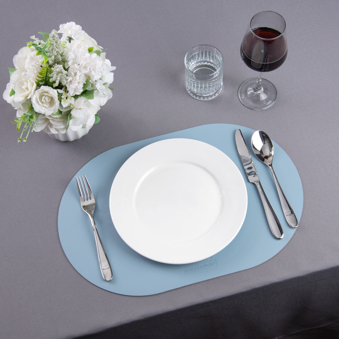 Chef 101 Oval Light Blue Vinyl Placemat - Embossed - 17 3/4" x 12" - 6 count box