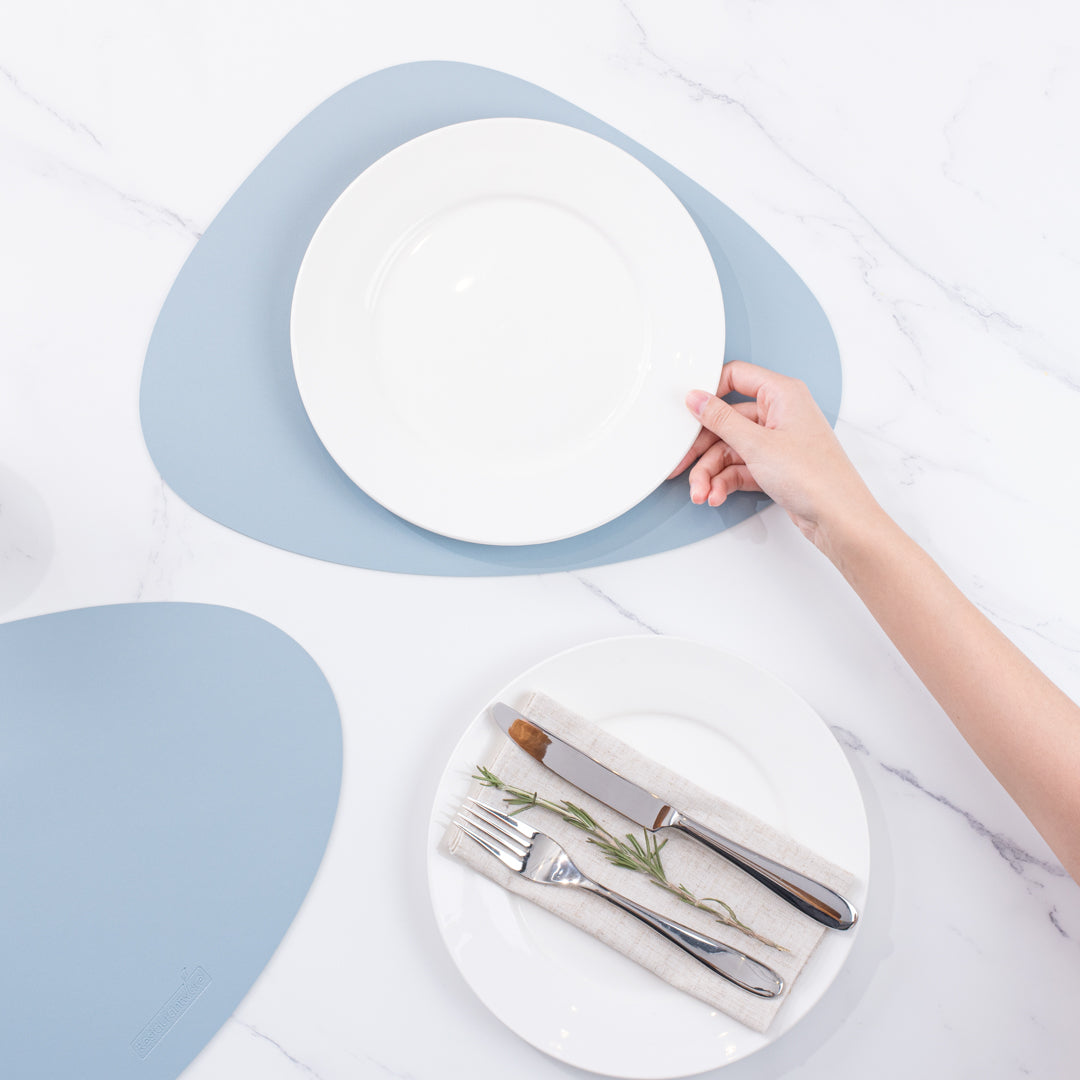 Chef 101 Egg-Shaped Light Blue Vinyl Placemat - Embossed - 16" x 12" - 6 count box