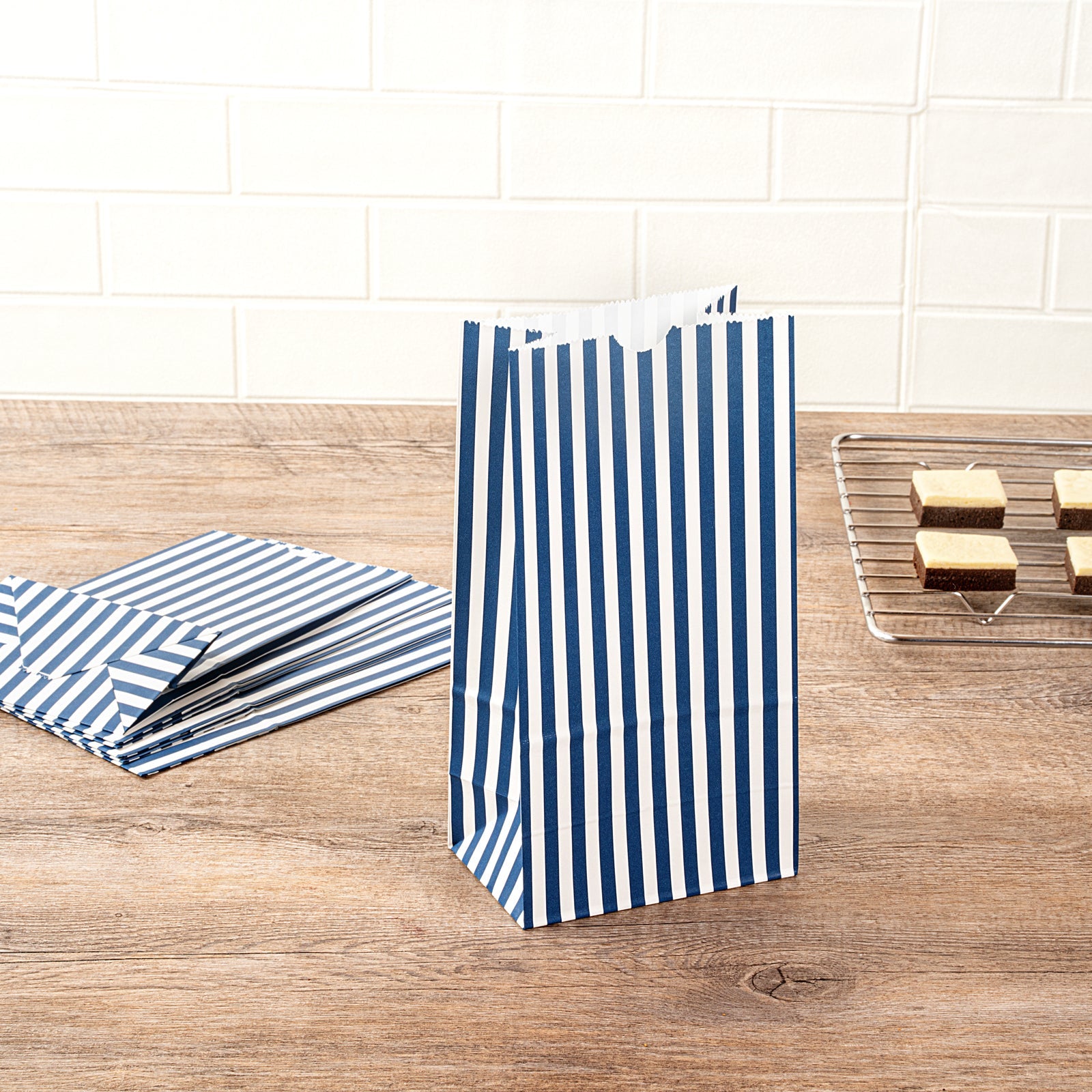 Bag Tek Blue and White Stripe Paper Bag - 4 lb - 5" x 3 1/4" x 9 1/2" - 100 count box