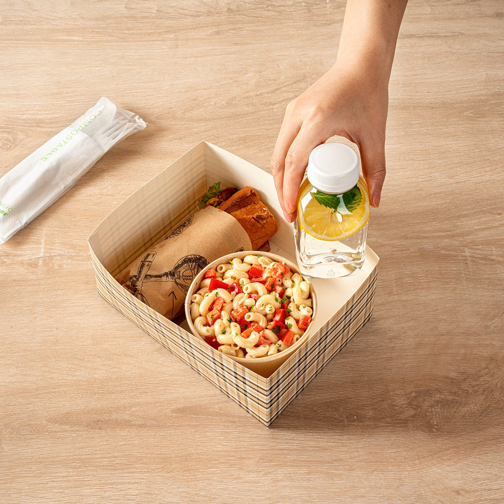 Bio Tek Rectangle Plaid Paper Sandwich / Burger Open Tray - 8 1/2" x 6" x 3 1/2" - 100 count box