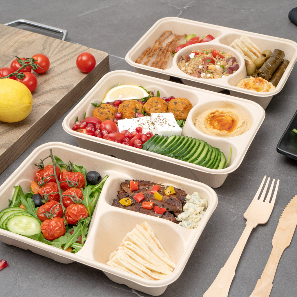 Pulp Tek 34 oz Rectangle Natural Sugarcane / Bagasse To Go Container - 2-Compartment - 9 1/2" x 6 1/4" x 1 3/4" - 100 count box