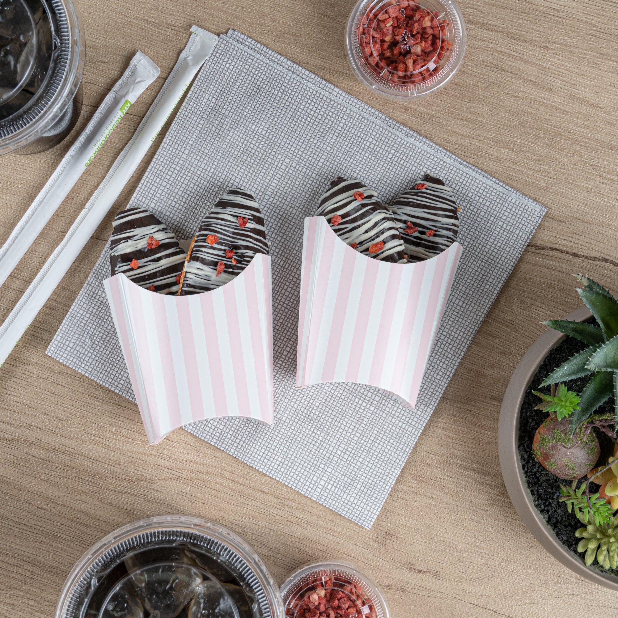 Bio Tek 2 oz Pink and White Stripe Paper Fry Cup / Snack Container - 4" x 2 3/4" x 3 1/2" - 100 count box