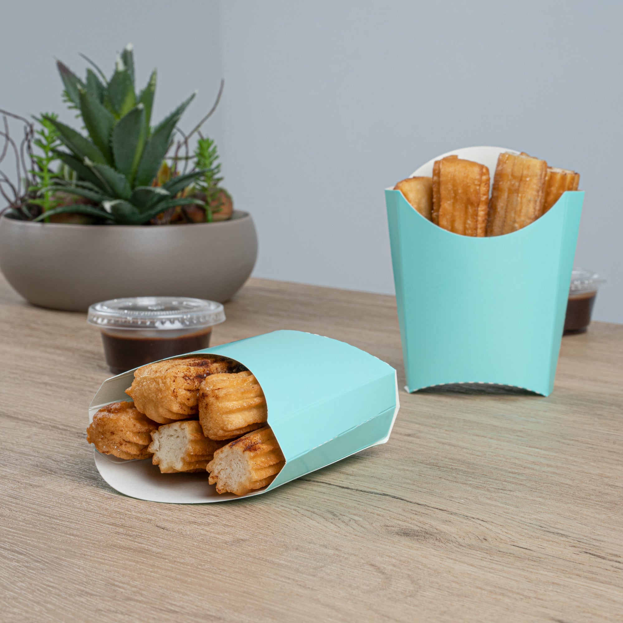 Bio Tek 2 oz Turquoise Paper Fry Cup / Snack Container - 4" x 2 3/4" x 3 1/2" - 100 count box