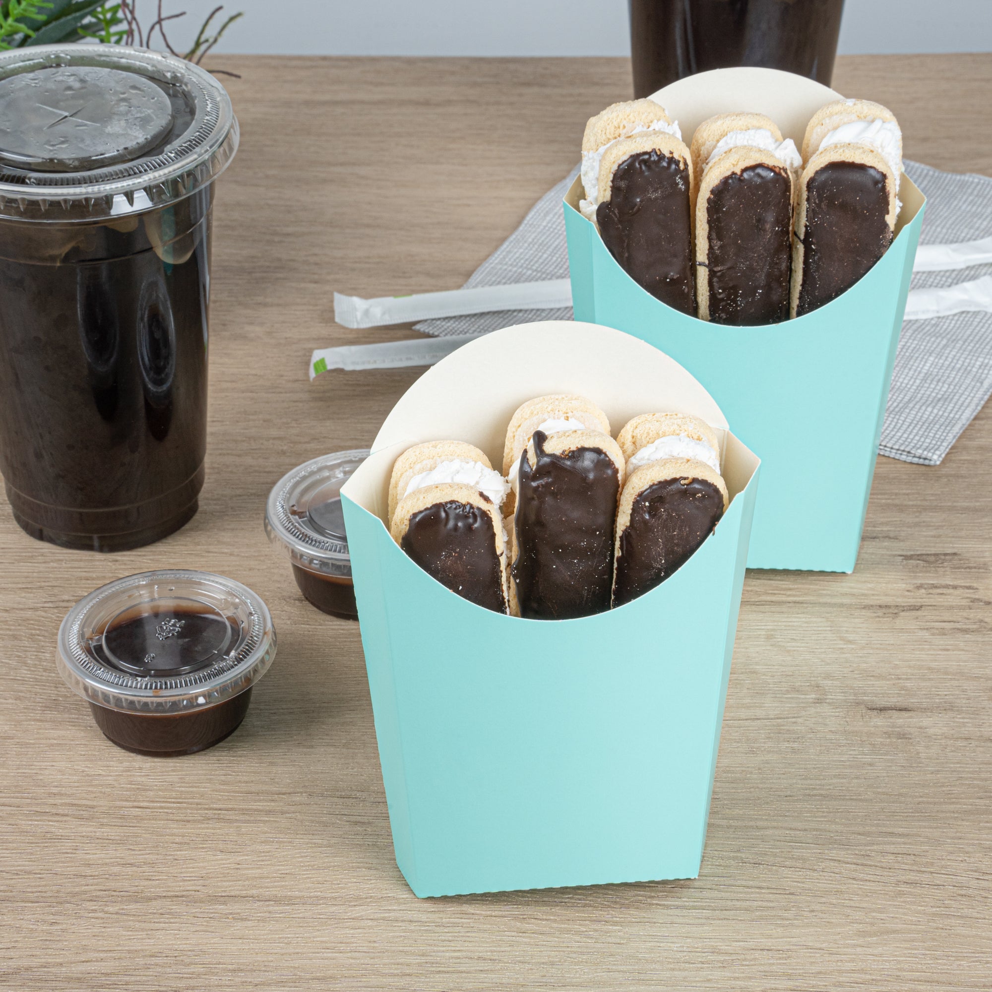 Bio Tek 4 oz Turquoise Paper Fry Cup / Snack Container - 4 3/4" x 3 1/2" x 5" - 100 count box