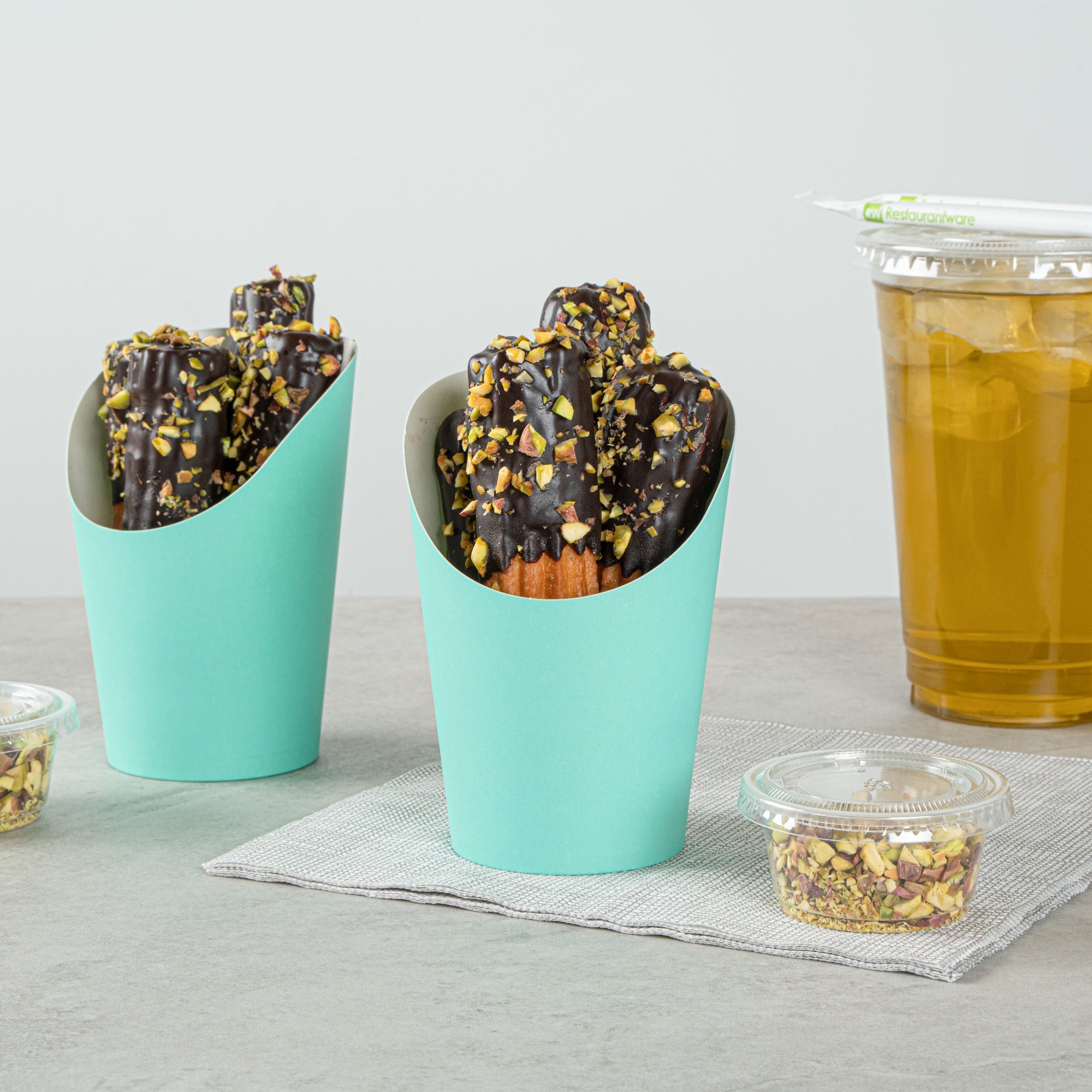 Bio Tek 12 oz Round Turquoise Paper Incline Cup - 3 1/2" x 3 1/2" x 4 3/4" - 100 count box