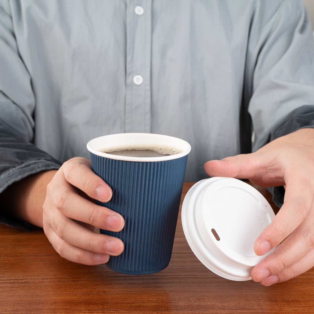 Restpresso 12 oz Midnight Blue Paper Ripple Wall Coffee Cup - with White Lid - 3 1/2" x 3 1/2" x 5" - 200 count box