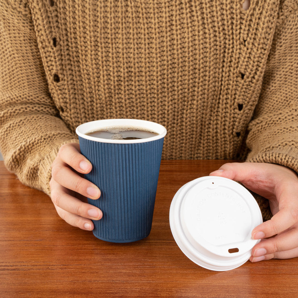 Restpresso 12 oz Royal Purple Paper Ripple Wall Coffee Cup - with White Lid - 3 1/2" x 3 1/2" x 5" - 20 count box