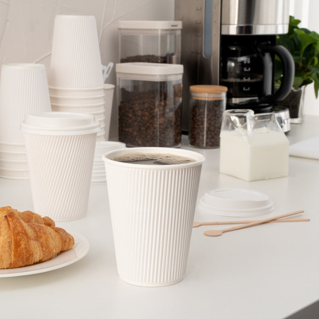 Restpresso 12 oz White Paper Ripple Wall Coffee Cup - with White Lid - 3 1/2" x 3 1/2" x 5" - 200 count box
