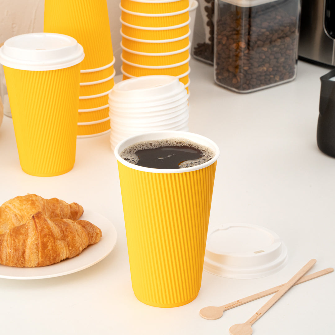 Restpresso 16 oz Yellow Paper Ripple Wall Coffee Cup - with White Lid - 3 1/2" x 3 1/2" x 6 1/4" - 20 count box