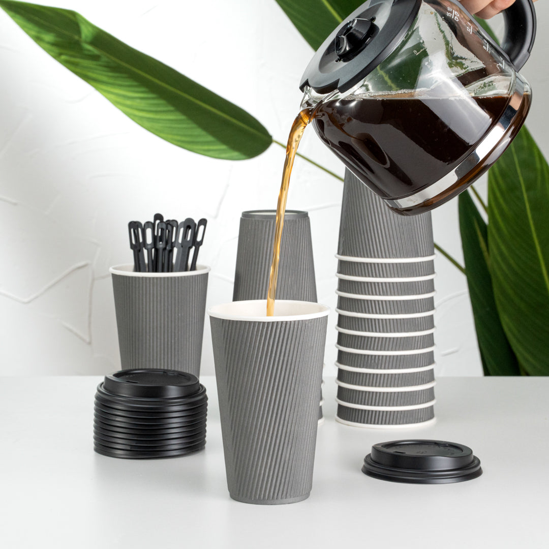 Restpresso 16 oz Gray Paper Ripple Wall Coffee Cup - with Black Lid - 3 1/2" x 3 1/2" x 6 1/4" - 20 count box