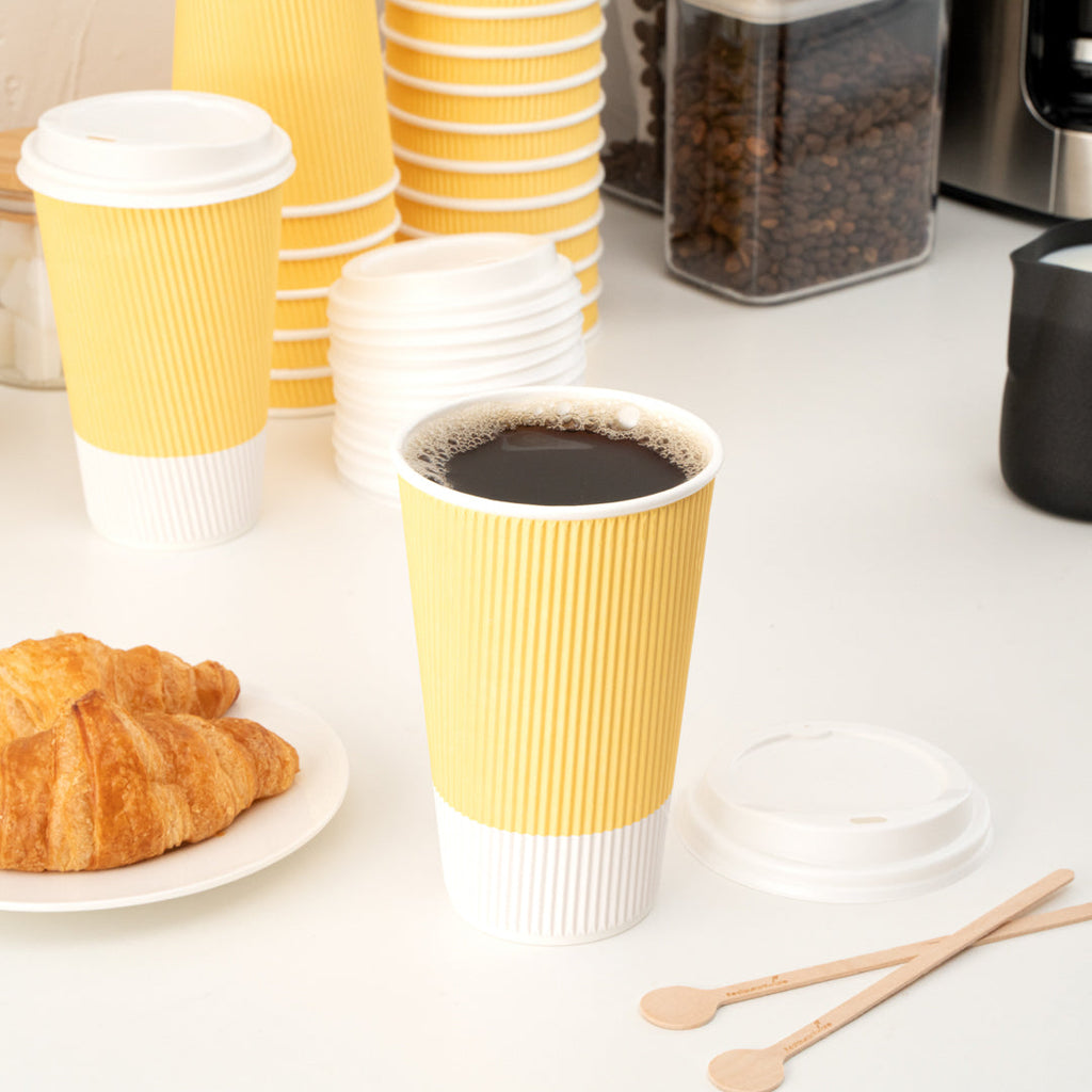Restpresso 16 oz Light Yellow Paper Ripple Wall Coffee Cup - with White Lid - 3 1/2" x 3 1/2" x 6 1/4" - 20 count box
