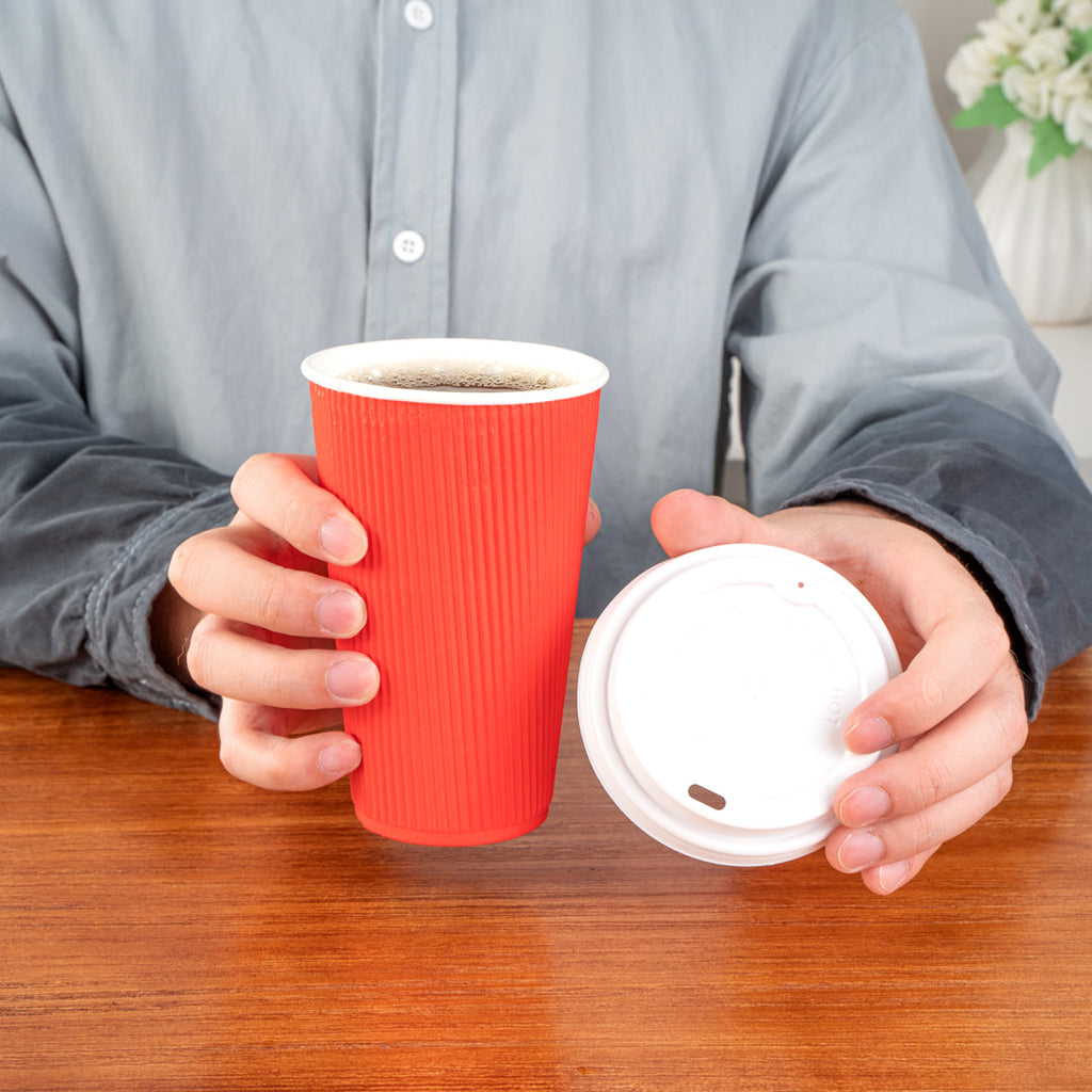 Restpresso 16 oz Red Paper Ripple Wall Coffee Cup - with White Lid - 3 1/2" x 3 1/2" x 6 1/4" - 20 count box