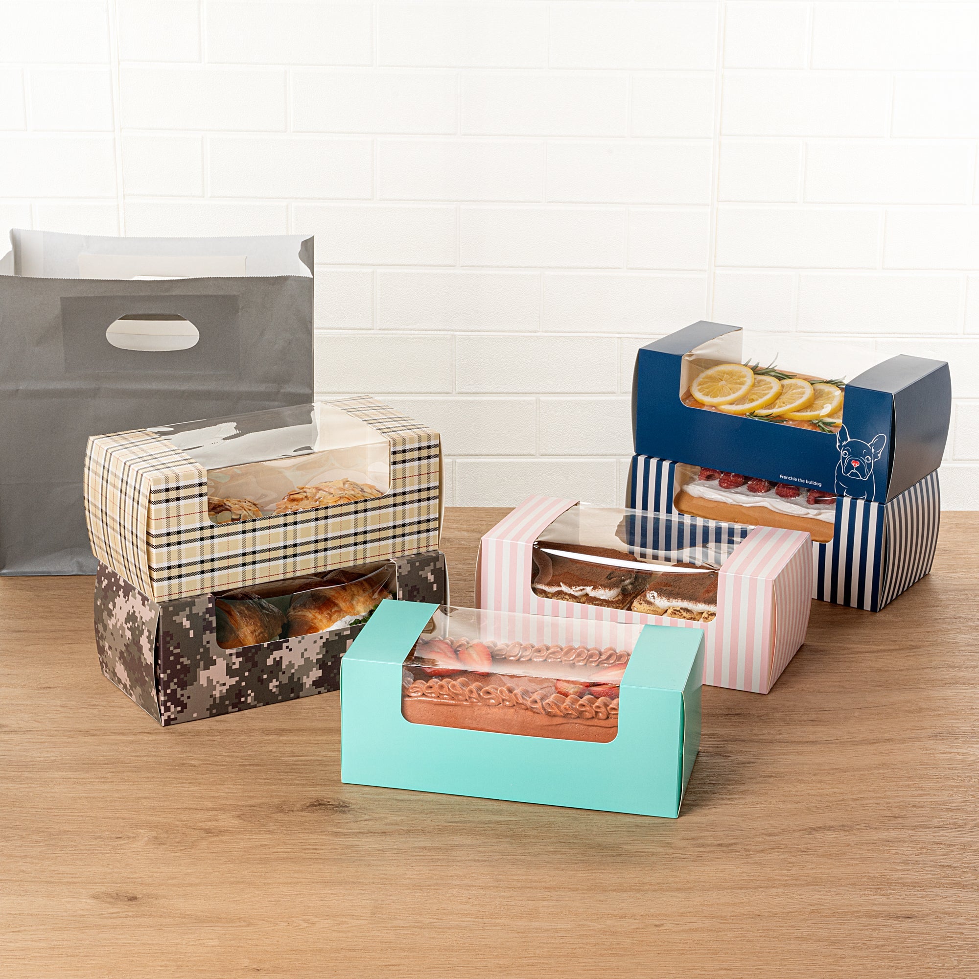 Pastry Tek Turquoise Paper Pastry / Cake Box - with Window - 9 3/4" x 4 3/4" x 4" - 100 count box