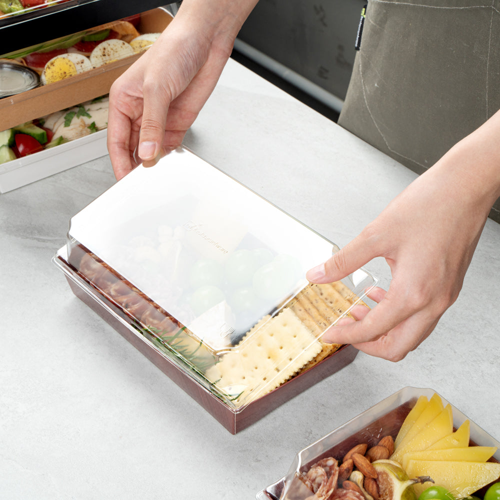 Matsuri Vision Clear Plastic Lid - Fits Medium Sushi Tray - 100 count box