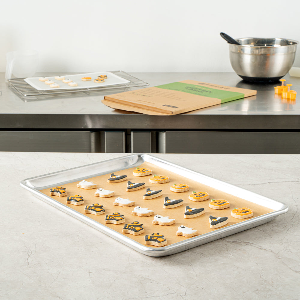 Pastry Tek Unbleached Parchment Paper Half Size Sheet Pan Liner - Silicone Coated - 12" x 16" - 200 count box