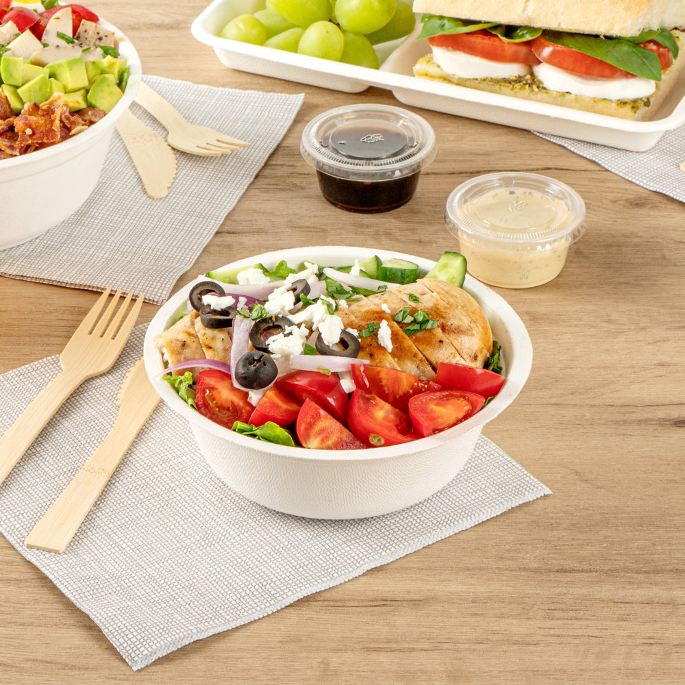 Pulp Safe No PFAS Added 18 oz Round White Sugarcane / Bagasse Salad Bowl - Home Compostable - 6 1/4" x 6 1/4" x 1 3/4" - 100 count box