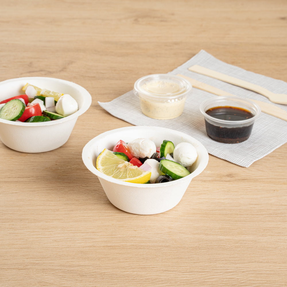 Pulp Safe No PFAS Added 8 oz Round White Sugarcane / Bagasse Salad Bowl - Home Compostable - 4 1/2" x 4 1/2" x 1 3/4" - 100 count box