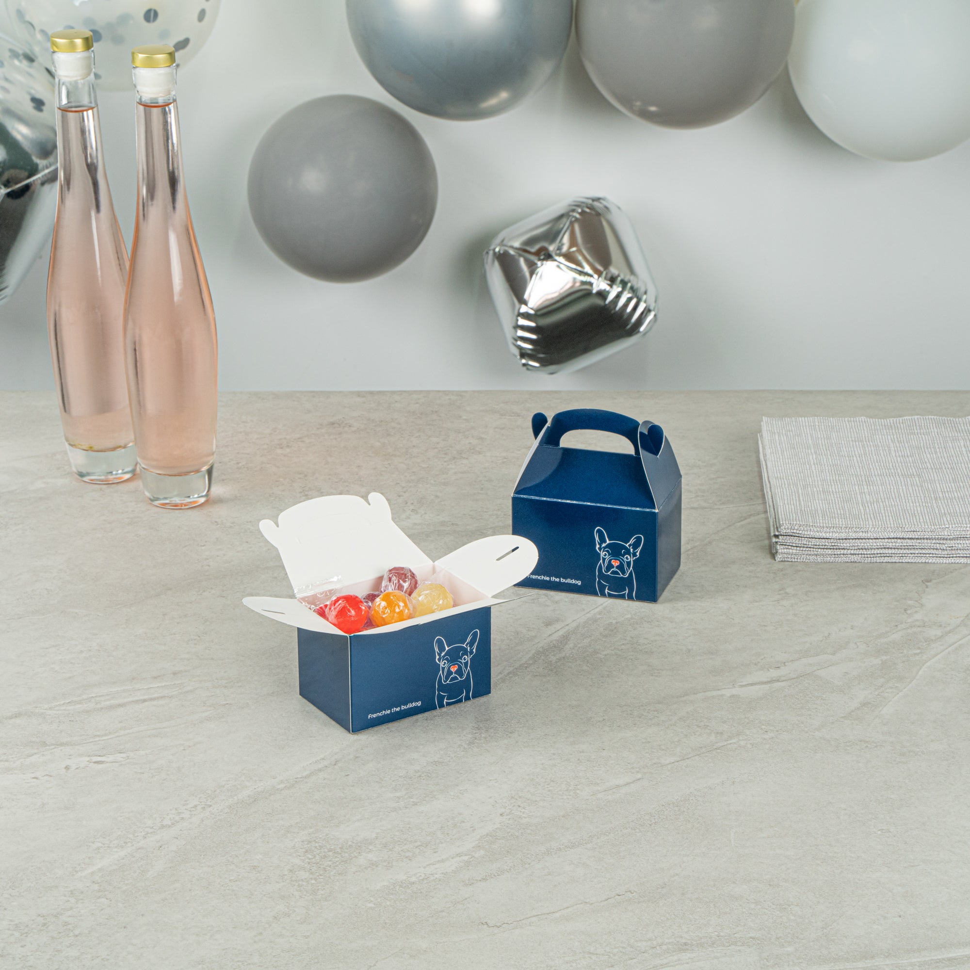 Bio Tek Frenchie Paper Gable Box / Take Out Container - Compostable - 4" x 2 1/2" x 2 1/2" - 100 count box