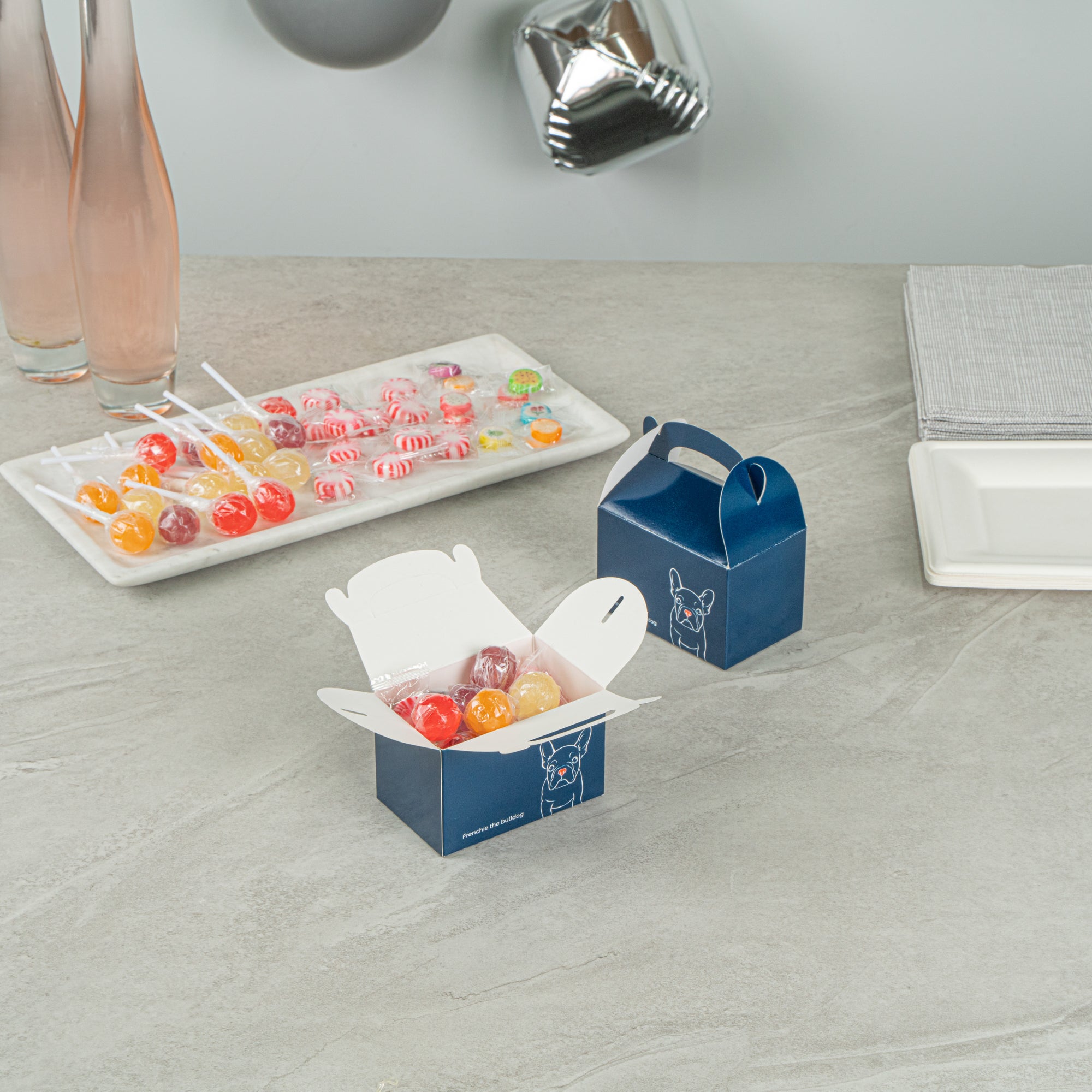 Bio Tek Frenchie Paper Gable Box / Take Out Container - Compostable - 4" x 2 1/2" x 2 1/2" - 100 count box
