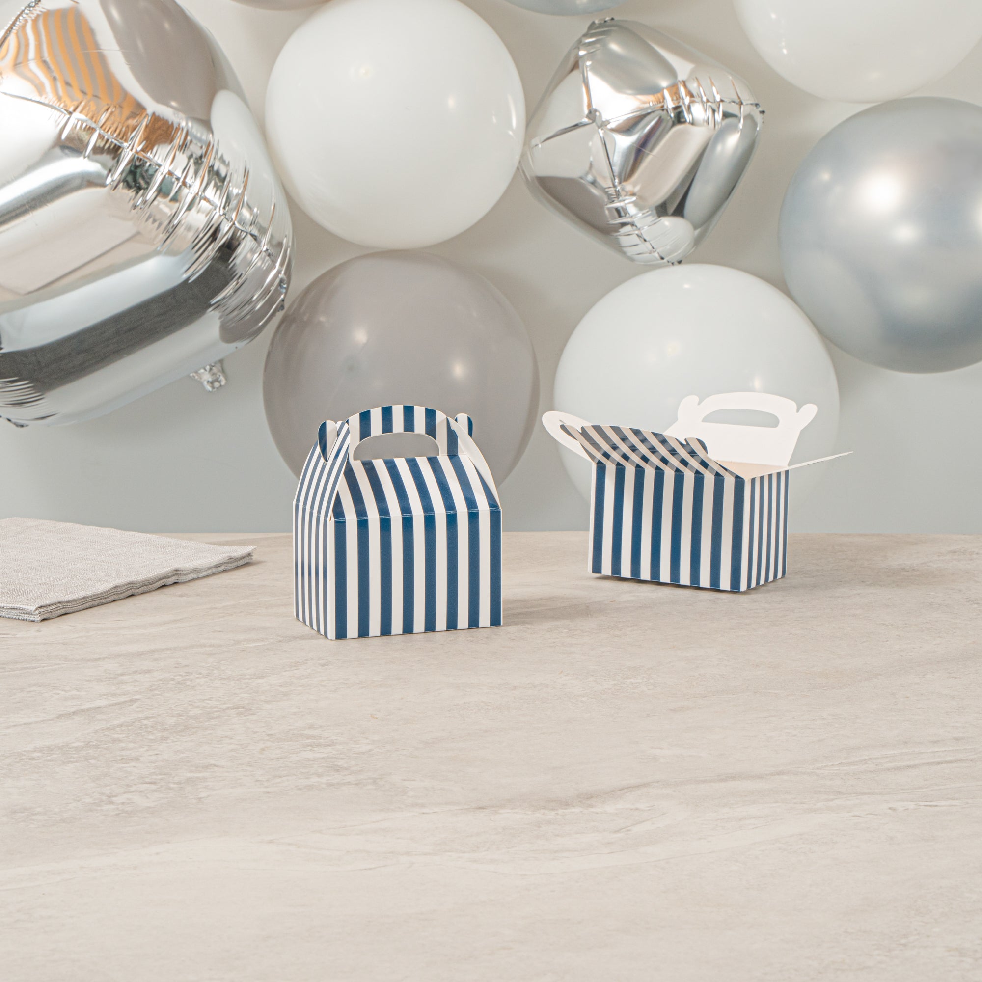 Bio Tek Blue & White Stripe Paper Gable Box / Take Out Container - Compostable - 4" x 2 1/2" x 2 1/2" - 100 count box