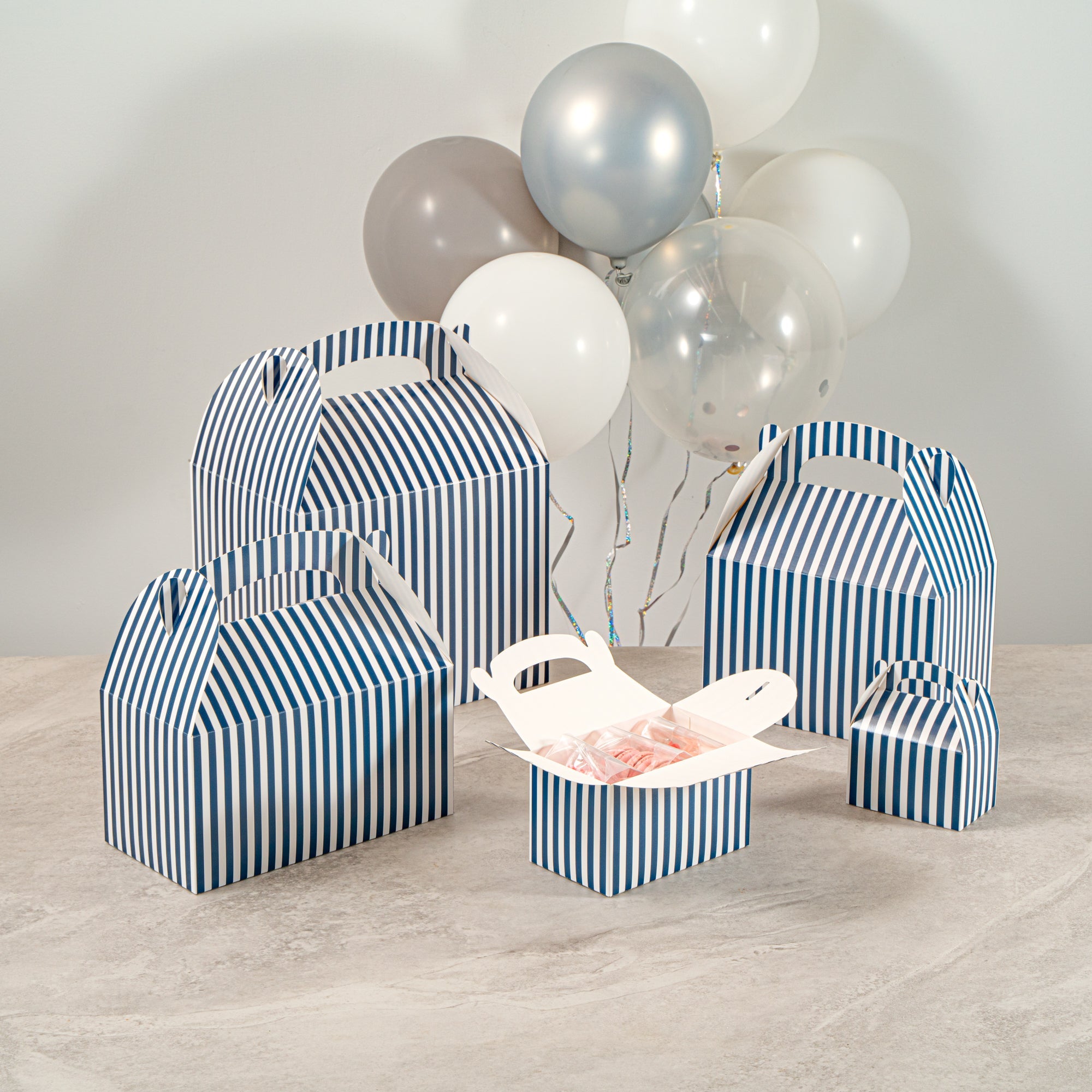 Bio Tek Blue & White Stripe Paper Gable Box / Take Out Container - Compostable - 6" x 3 1/2" x 3 1/2" - 100 count box