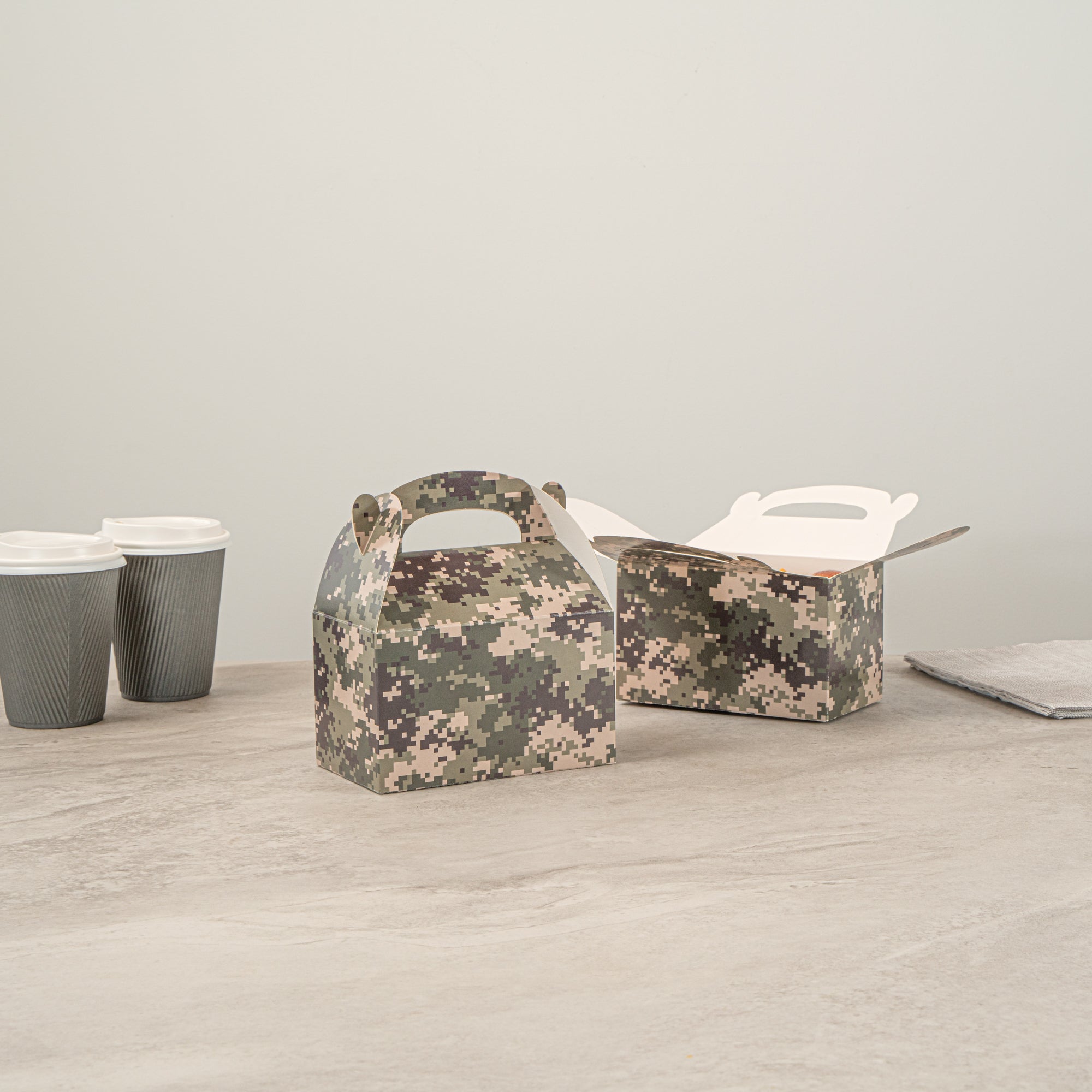 Bio Tek Camouflage Paper Gable Box / Take Out Container - Compostable - 6" x 3 1/2" x 3 1/2" - 100 count box