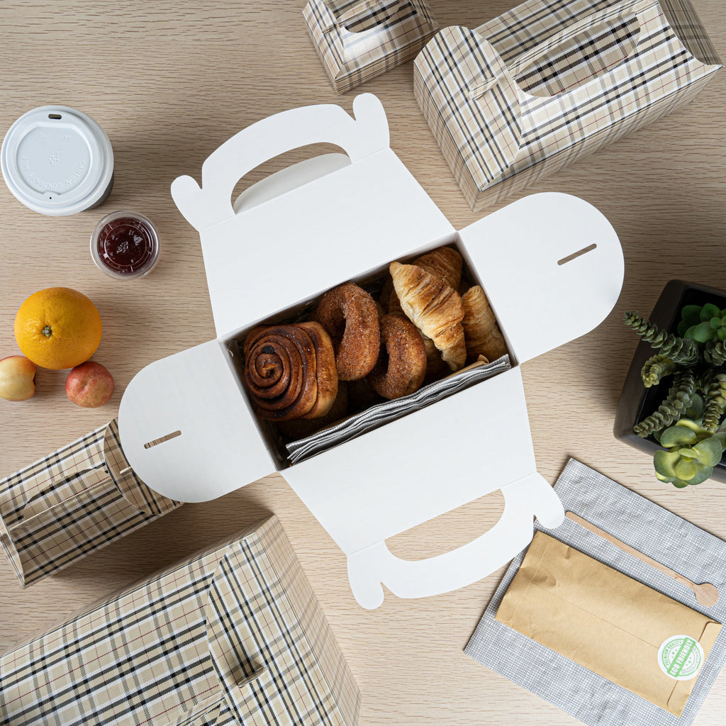 Bio Tek Plaid Paper Gable Box / Take Out Container - Compostable - 8 1/2" x 4 3/4" x 5 1/2" - 25 count box