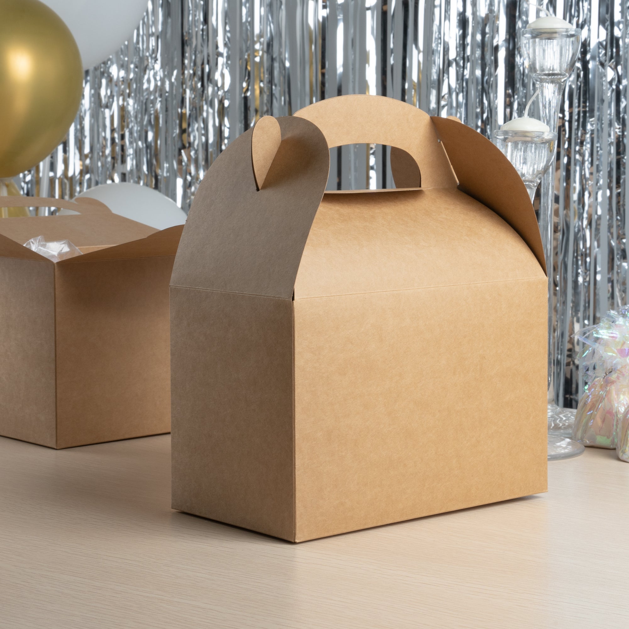 Bio Tek Kraft Paper Gable Box / Take Out Container - Greaseproof - 8 1/2" x 4 3/4" x 5 1/2" - 25 count box