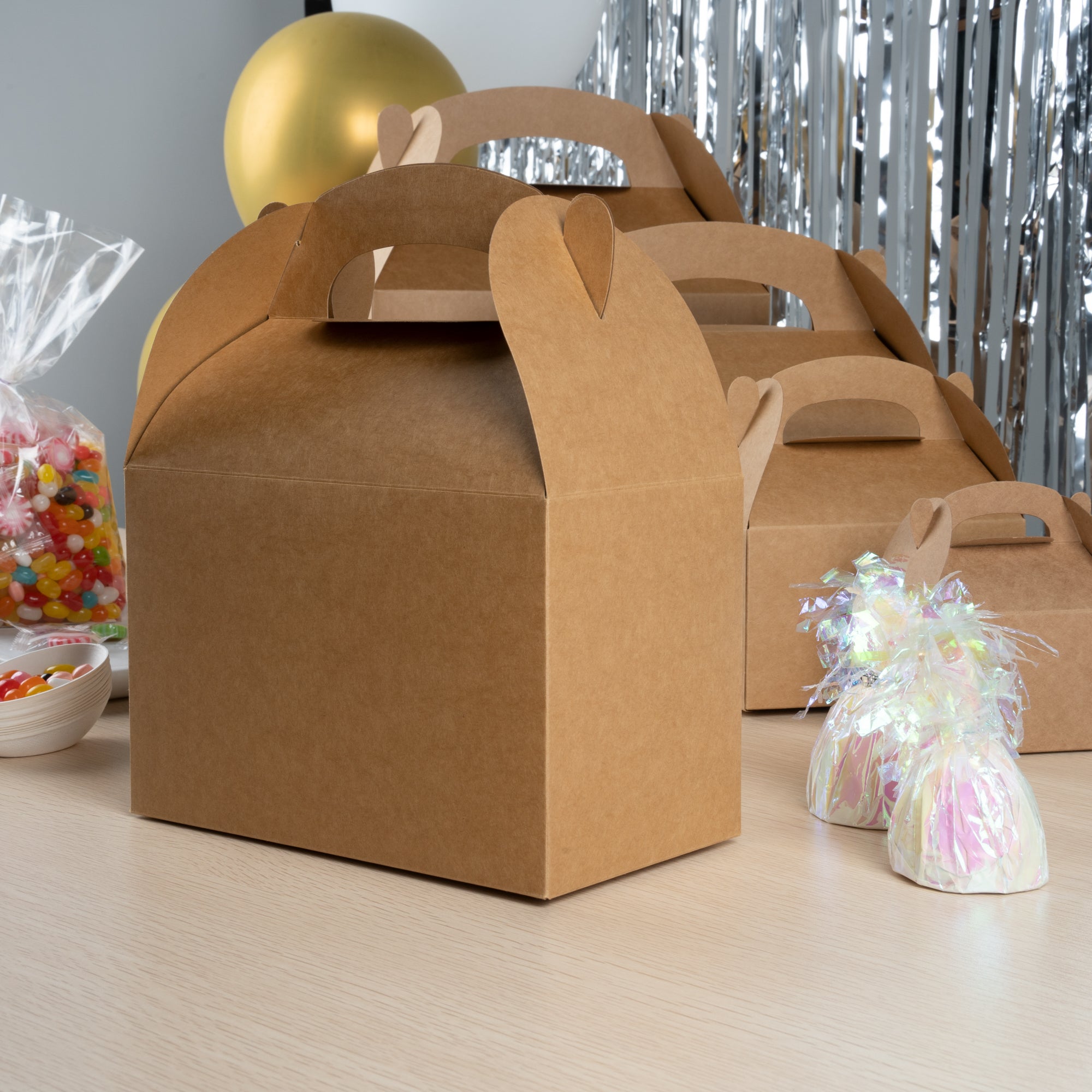Bio Tek Kraft Paper Gable Box / Take Out Container - Greaseproof - 8 1/2" x 4 3/4" x 5 1/2" - 100 count box