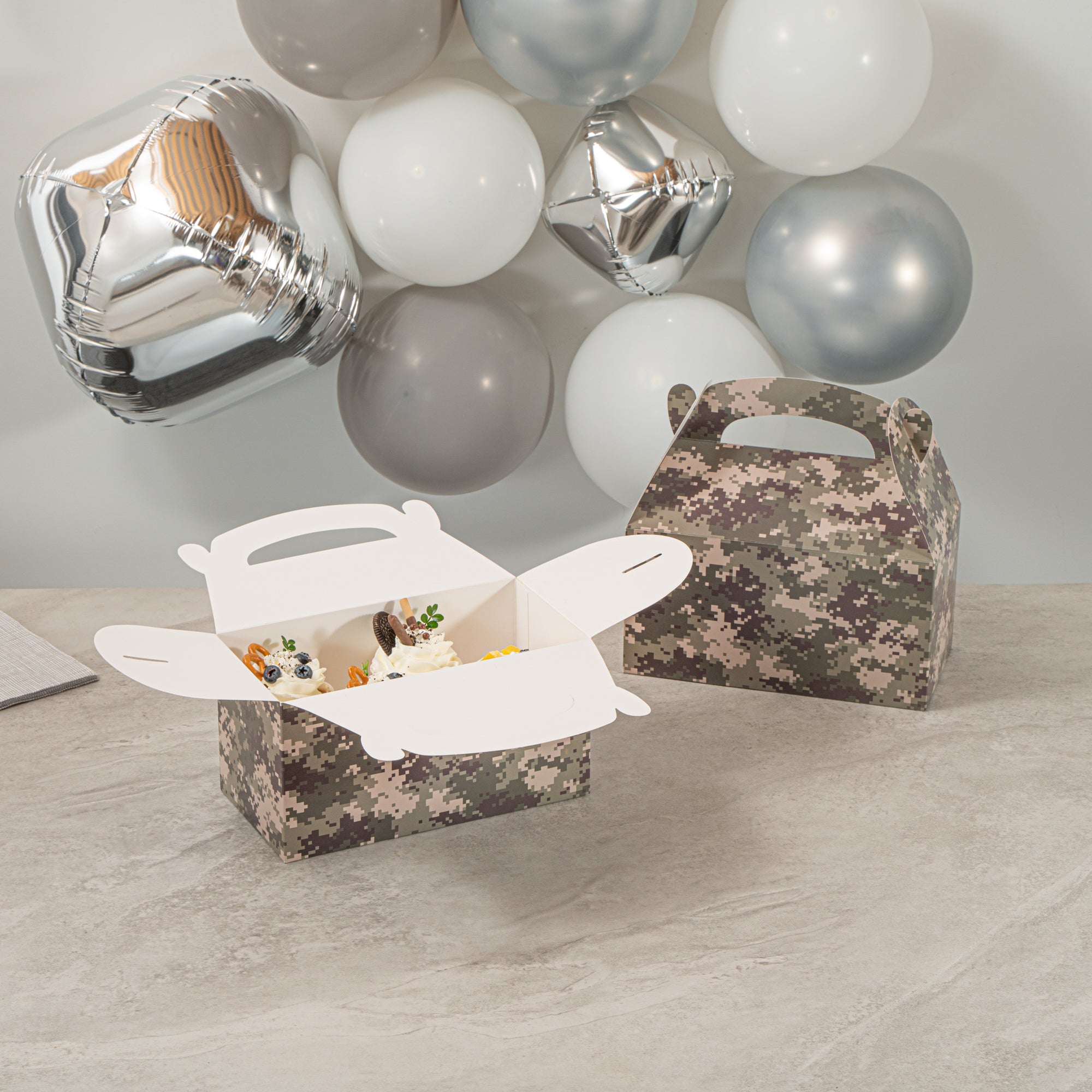 Bio Tek Camouflage Paper Gable Box / Take Out Container - Commercially composatble - 9 1/2" x 5" x 5" - 100 count box