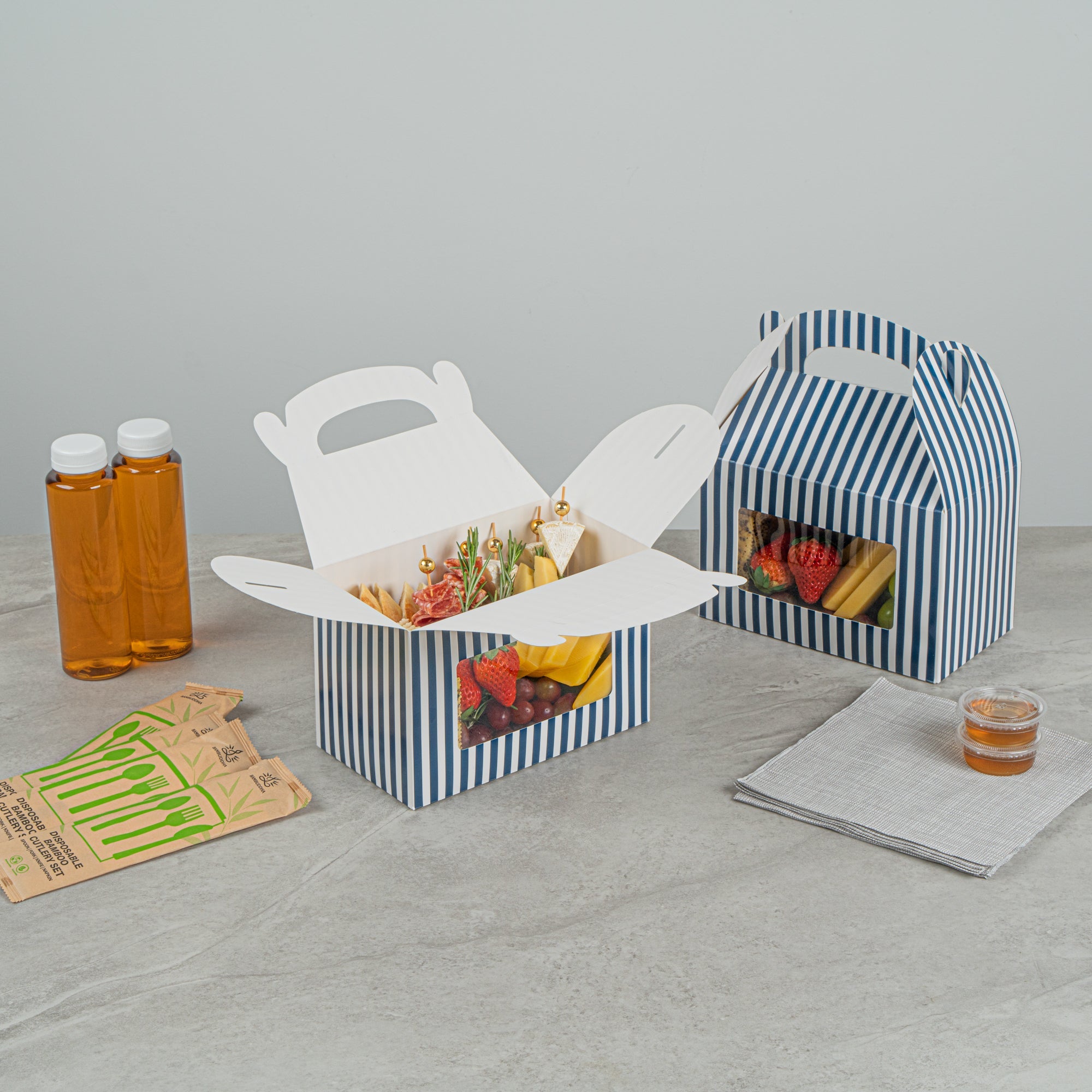 Bio Tek Blue and White Stripe Paper Gable Box / Take Out Container - with Window - 8 1/2" x 4 3/4" x 5 1/2" - 25 count box