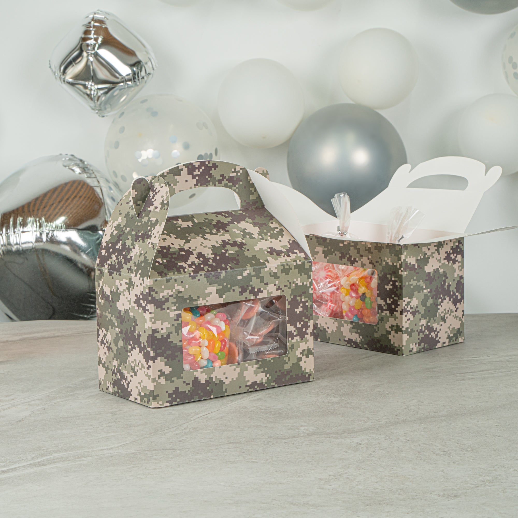 Bio Tek Camouflage Paper Gable Box / Take Out Container - with Window - 8 1/2" x 4 3/4" x 5 1/2" - 25 count box
