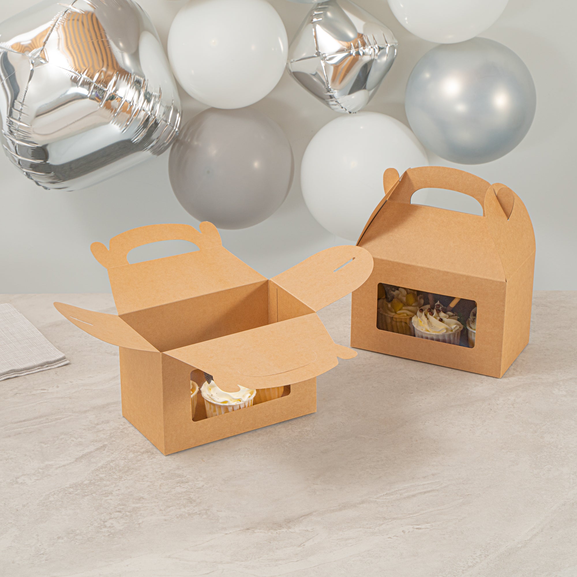Bio Tek Kraft Paper Gable Box / Take Out Container - Greaseproof, with Window - 8 1/2" x 4 3/4" x 5 1/2" - 25 count box