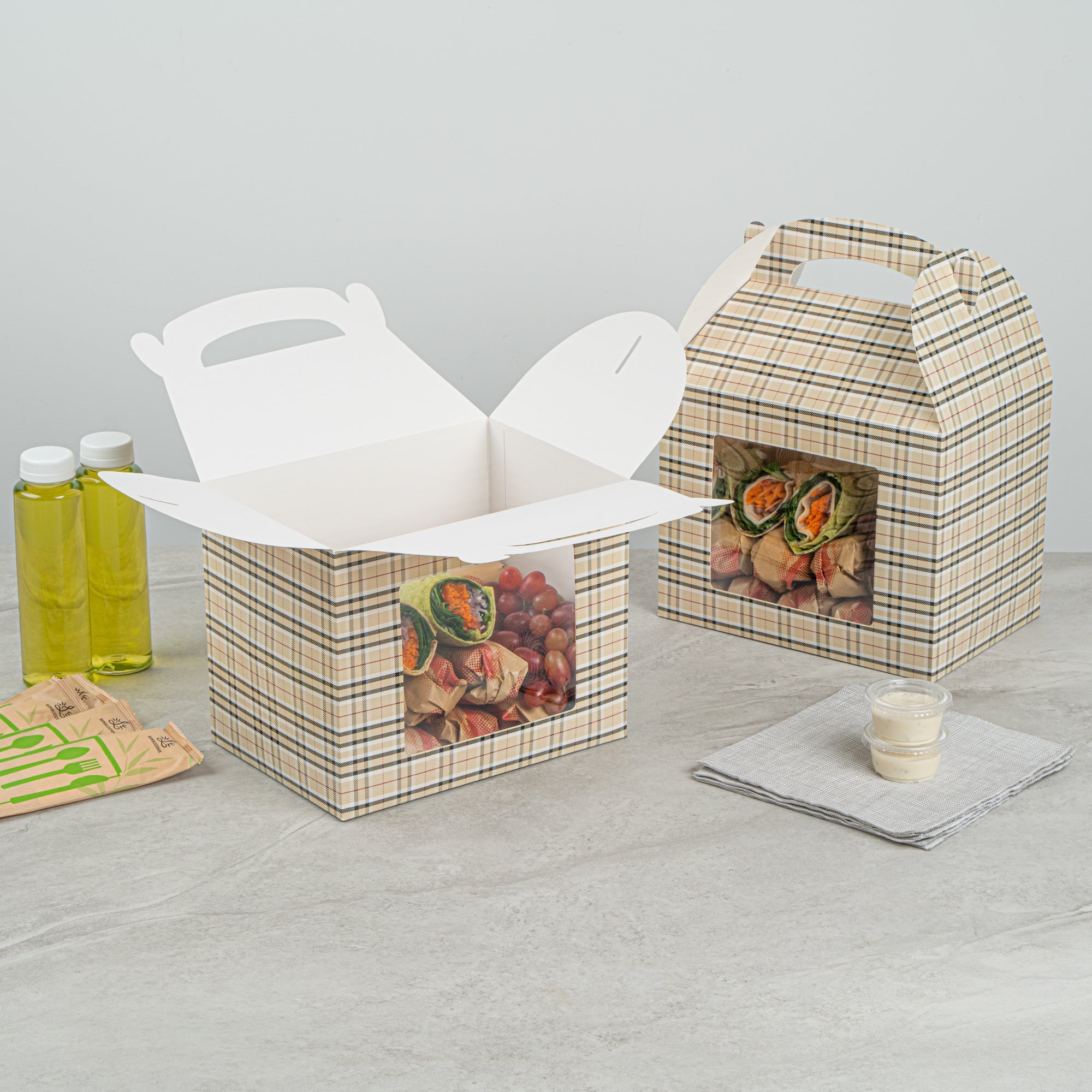 Bio Tek Plaid Paper Gable Box / Take Out Container - with Window - 10" x 7" x 8" - 25 count box